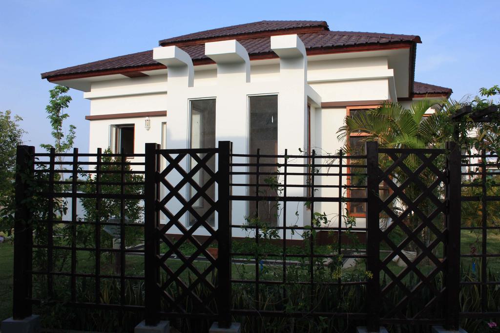 The Golden Lake Hotel Naypyidaw Kültér fotó