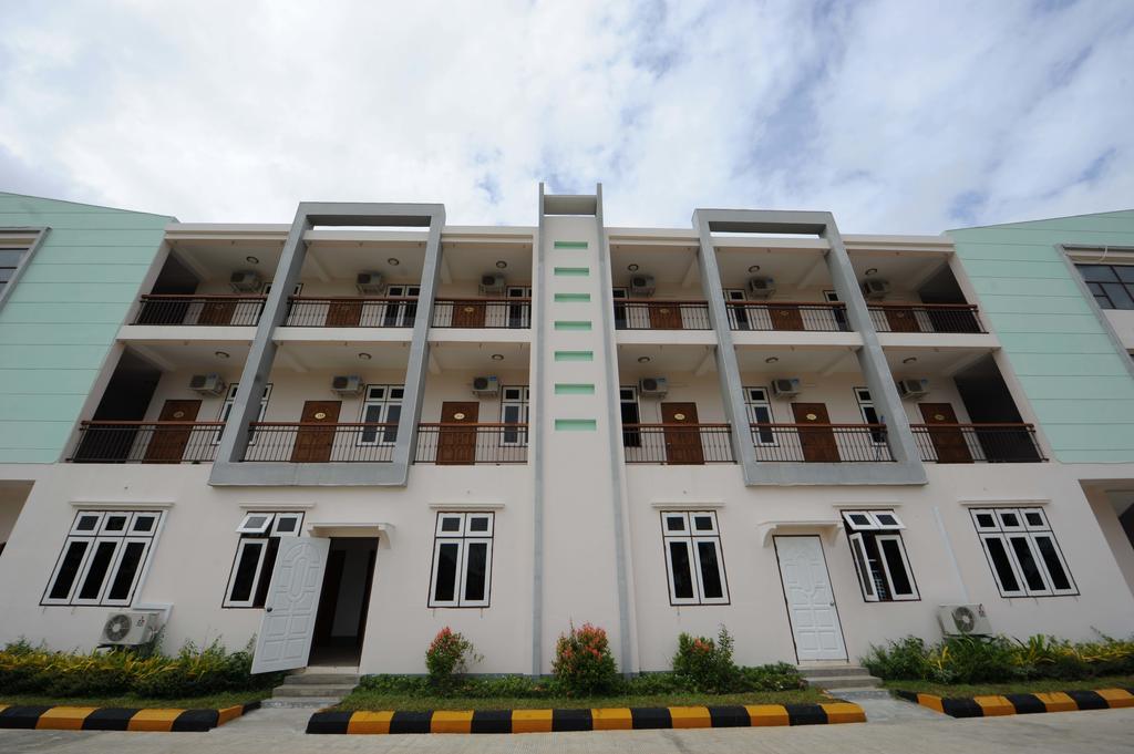 The Golden Lake Hotel Naypyidaw Kültér fotó